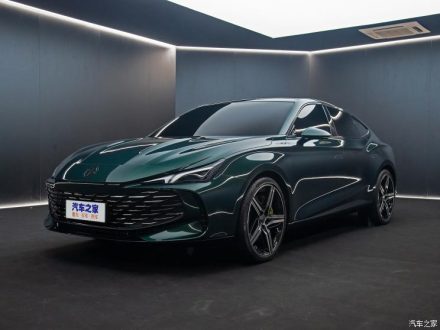 MG7 السيدان الرياضية الكبيرة الجديدة كليًا تُكشف رسميًا في الصين