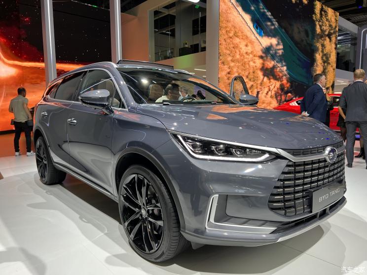 شبكة السيارات الصينية – معرض باريس الدولي للسيارات 2022: كشف النقاب عن سيارة BYD TANG للسوق الأوروبي