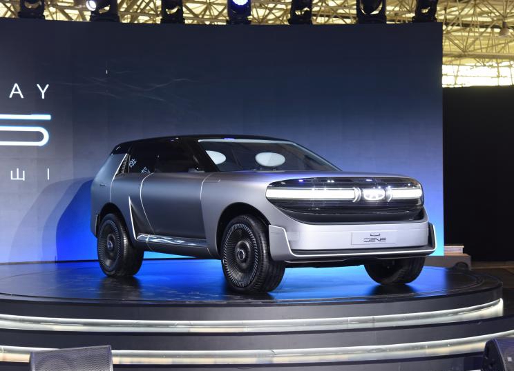 شبكة السيارات الصينية – شيري تطلق سيارة جين الاختبارية لأول مرة في يوم علامتها التجارية
