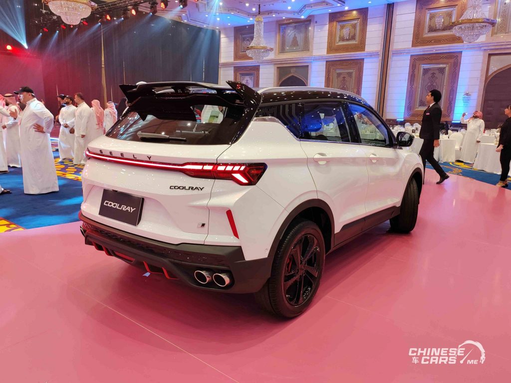 شبكة السيارات الصينية – تجربتنا التفصيلية لسيارة جيلي كولراي 2024 الفيس ليفت الجديدة كليًا - شبكة السيارات الصينية