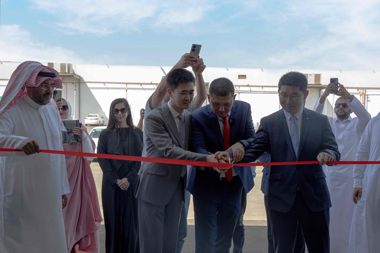 شبكة السيارات الصينية – افتتاح أحدث مركز صيانة سريعة لخدمات سيارات JAC في جدة لدى وكيلها شركة شعاع الشرق