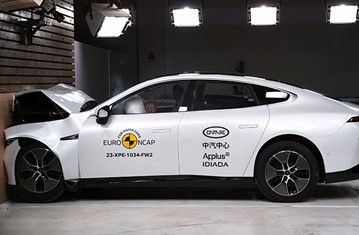 شبكة السيارات الصينية – حصول سيارة XPENG P7 على 5 نجوم في اختبارات منظمة السلامة الأوروبية Euro NCAP