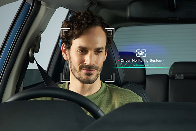 تعرف على نظام مراقبة إجهاد السائق وطريقة عمله للحفاظ على سلامة قائد السيارة والركاب