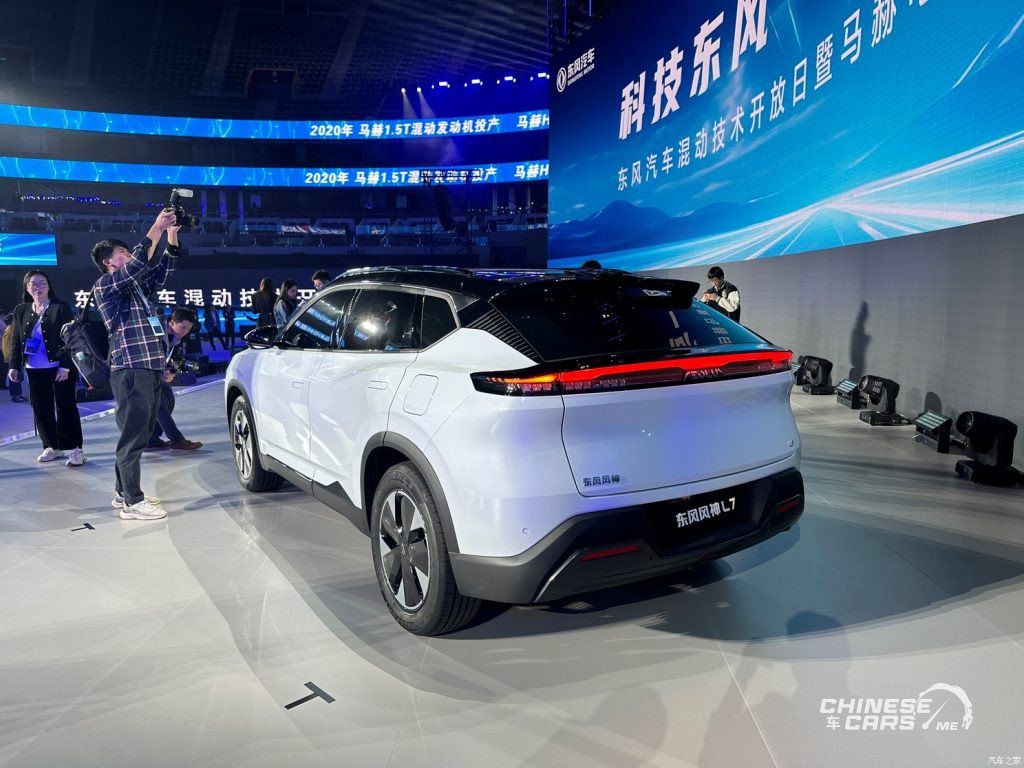 شبكة السيارات الصينية – الكشف الرسمي عن سيارة دونغ فينغ L7 الـ SUV الهجينة PHEV الجديدة، وماذا عن الإصدارات القادمة؟