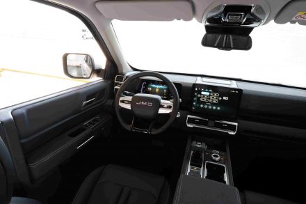 JMC جراند أفينيو بلس 2025.. أنظمة TJA و LCC تفتح طريق القيادة شبه الذاتية