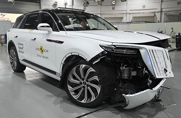 هونشي E-HS9 تحصل على تصنيف 5 نجوم في اختبارات السلامة الأوروبية Euro NCAP 13 شبكة السيارات الصينية – هونشي E-HS9 تحصل على تصنيف 5 نجوم في اختبارات السلامة الأوروبية Euro NCAP