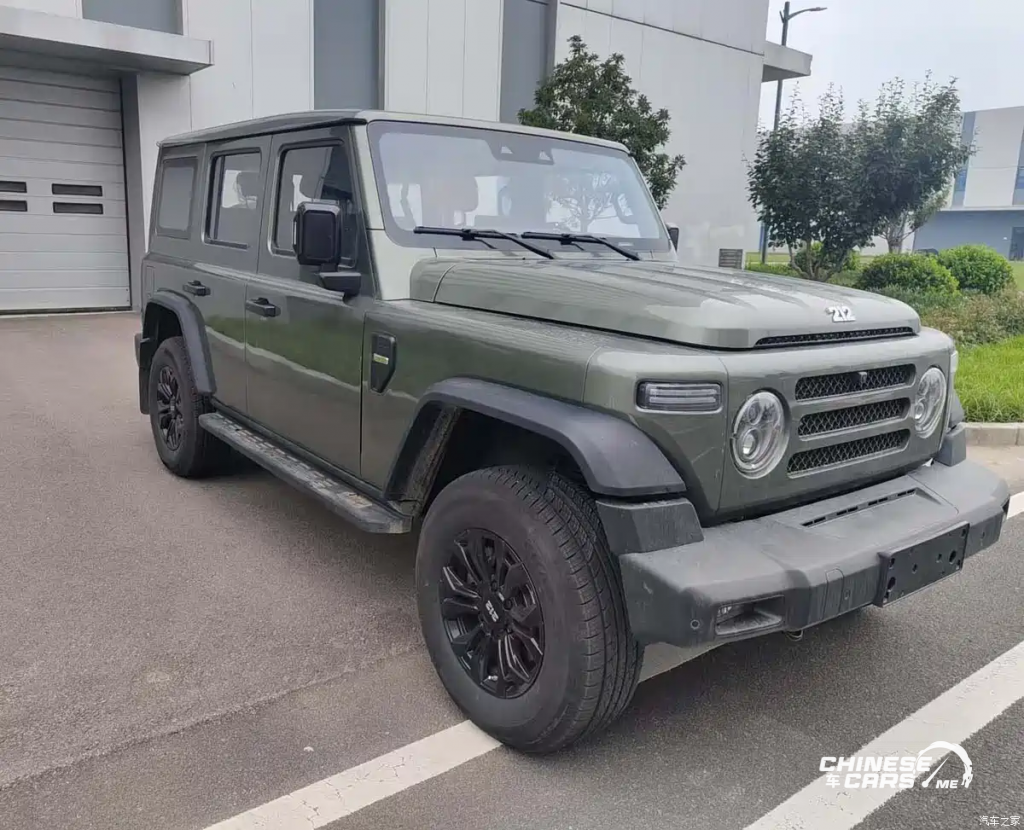الكشف عن 212 T01 ديزل: سيارة SUV مدمجة بصيغة كلاسيكية وعزم ديزل أقوى للطرق الوعرة 1 الكشف عن 212 T01 ديزل: سيارة SUV مدمجة بصيغة كلاسيكية وعزم ديزل أقوى للطرق الوعرة