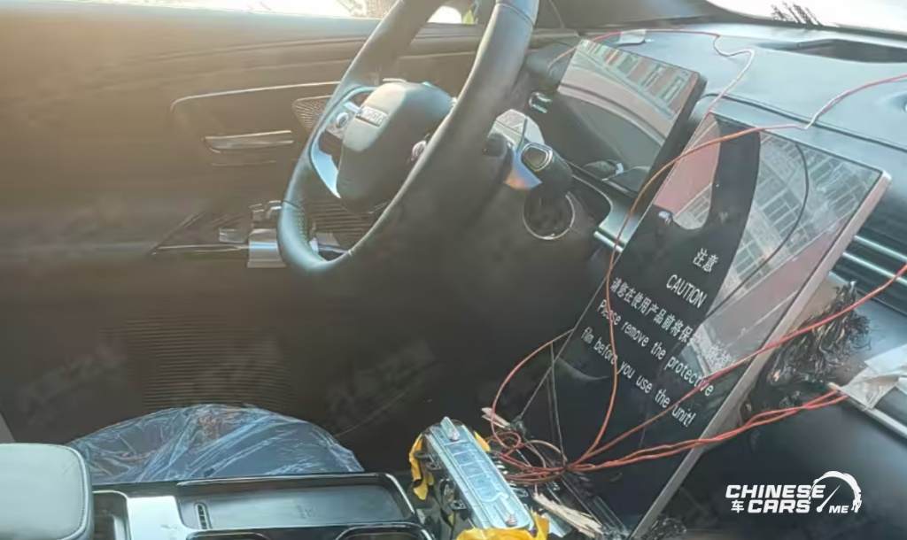 شيري فنغيون T8L (Fulwin T8L) 2025 الهجينة PHEV: عائلية بتصميم داخلي متطور وأبعاد أكبر للراحة 2 شبكة السيارات الصينية – شيري فنغيون T8L (Fulwin T8L) 2025 الهجينة PHEV: عائلية بتصميم داخلي متطور وأبعاد أكبر للراحة