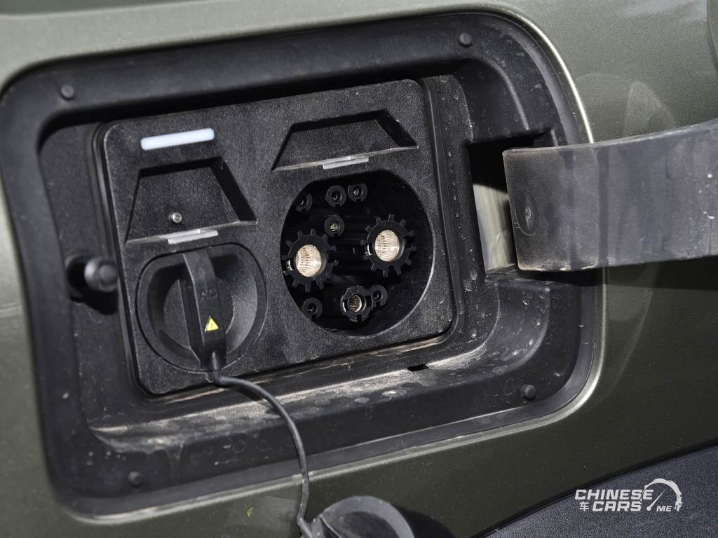 شبكة السيارات الصينية – شيري Fulwin X3L الجديدة كليًا – SUV هجينة REEV بمدى يتجاوز 1000 كم تستعد للإطلاق الرسمي في 9 سبتمبر 2025