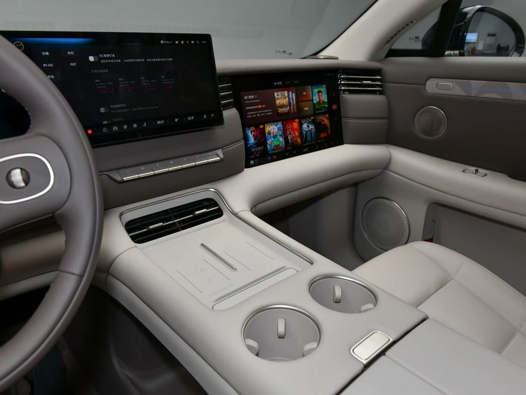 IM Motors تكشف عن الجيل الجديد من LS6 – فاخرة بمدى يصل إلى 1500 كم EREV وتقنيات قيادة ذكية متطورة 16 شبكة السيارات الصينية – IM Motors تكشف عن الجيل الجديد من LS6 – فاخرة بمدى يصل إلى 1500 كم EREV وتقنيات قيادة ذكية متطورة