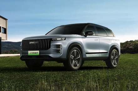 جايكو J7 PHEV الجديدة: حضور قوي في “جايكو داي” في الرياض, مع مواصفات متقدمة تجمع الفخامة والكفاءة