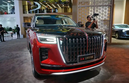 هونشي GuoYao 2026: الـSUV الصينية الفاخرة بمحرك V8 جديد وقدرات استثنائية تظهر بمعرض تشنغدو 2025