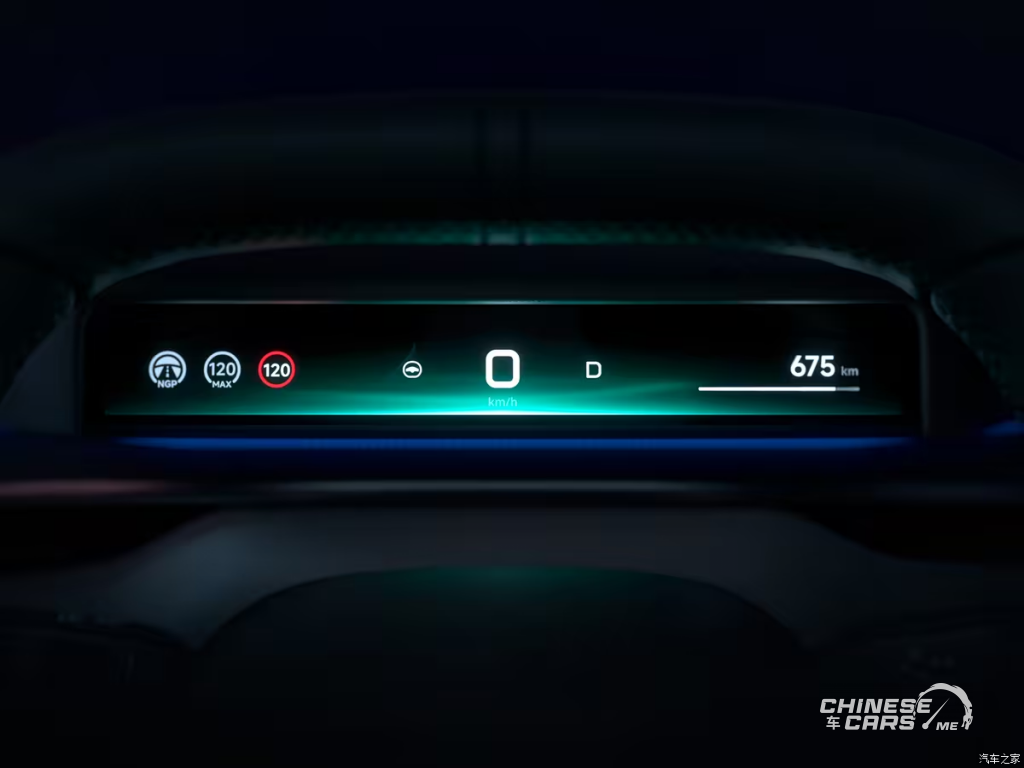 شبكة السيارات الصينية – الكشف الرسمي عن الجيل الجديد من XPENG P7: تصميم رياضي منخفض، شاشة ثلاثية محورية، ونظام دفع فائق الأداء