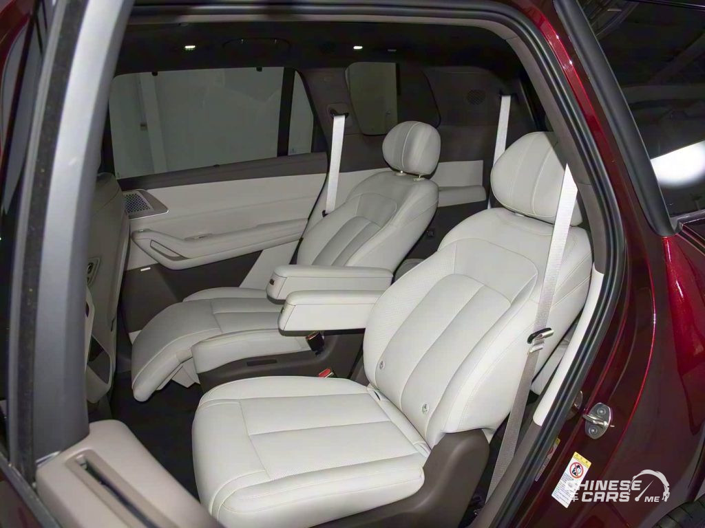 شبكة السيارات الصينية – دينزا N8L الجديدة 2026: SUV عائلية فاخرة بستة مقاعد تظهر رسميًا بقوة أكثر من 900 حصان
