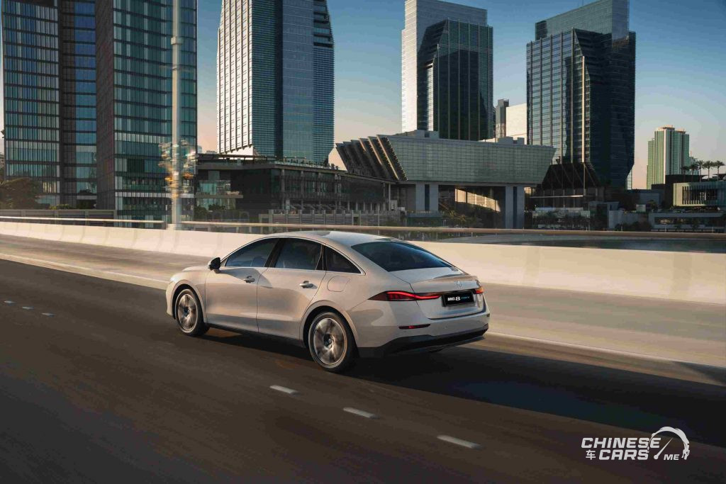إم جي 8 PHEV الجديدة كلياً 2025: سيدان هجينة بمدى قياسي يصل إلى 1,650 كم في الشرق الأوسط رسميًا 5 شبكة السيارات الصينية – إم جي 8 PHEV الجديدة كلياً 2025: سيدان هجينة بمدى قياسي يصل إلى 1,650 كم في الشرق الأوسط رسميًا