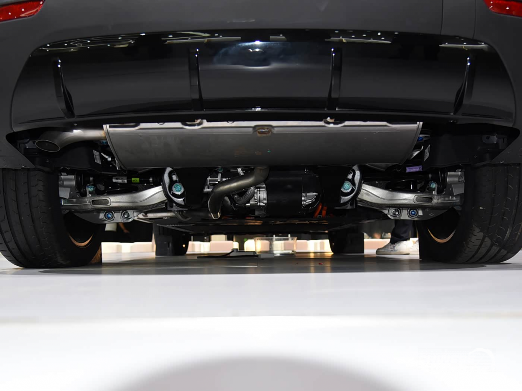 إكسيد ستيرا ET5 الجديدة كليًا تظهر رسميًا في معرض تشنغدو 2025: SUV استراتيجية بتقنيات Horizon الذكية 14 شبكة السيارات الصينية – إكسيد ستيرا ET5 الجديدة كليًا تظهر رسميًا في معرض تشنغدو 2025: SUV استراتيجية بتقنيات Horizon الذكية