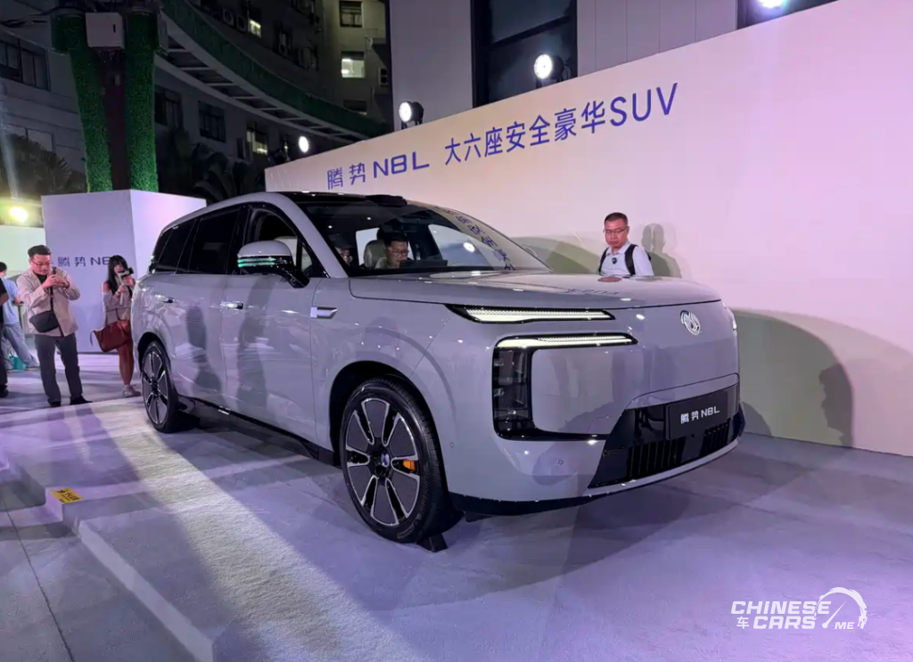 شبكة السيارات الصينية – دينزا N8L الجديدة 2026: SUV عائلية فاخرة بستة مقاعد تظهر رسميًا بقوة أكثر من 900 حصان