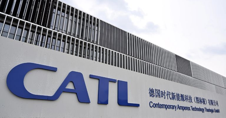 شبكة السيارات الصينية – كاتل تستعد لإعادة تشغيل منجم الليثيوم الحيوي في ييتشون مطلع ديسمبر وسط تقلبات حادة في الأسعار