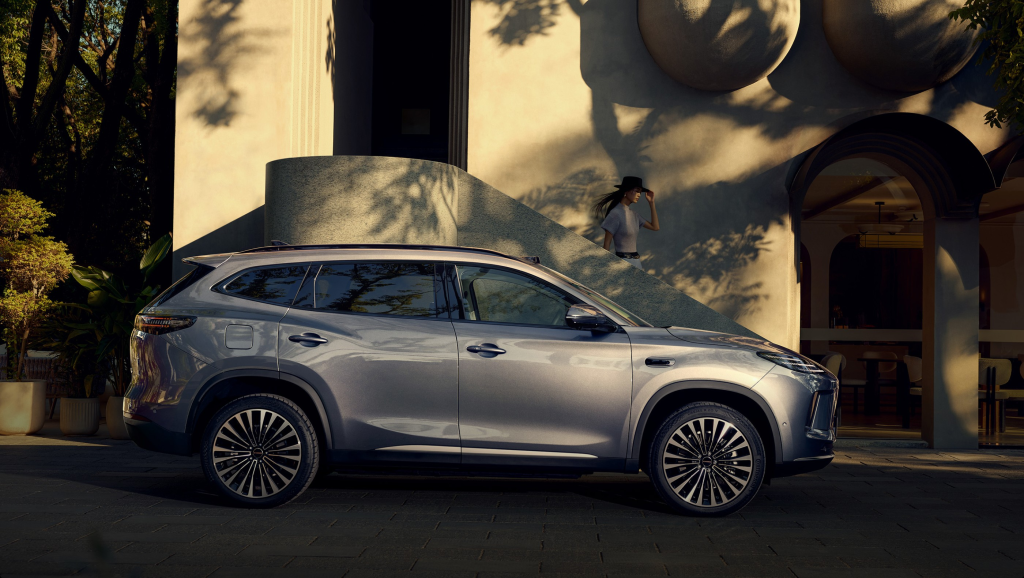 إكسيد ستيرا ET5 الجديدة تُشعل السوق الصيني: أكثر من 5000 طلب خلال 3 ساعات فقط بعد الإطلاق الرسمي 14 شبكة السيارات الصينية – إكسيد ستيرا ET5 الجديدة تُشعل السوق الصيني: أكثر من 5000 طلب خلال 3 ساعات فقط بعد الإطلاق الرسمي