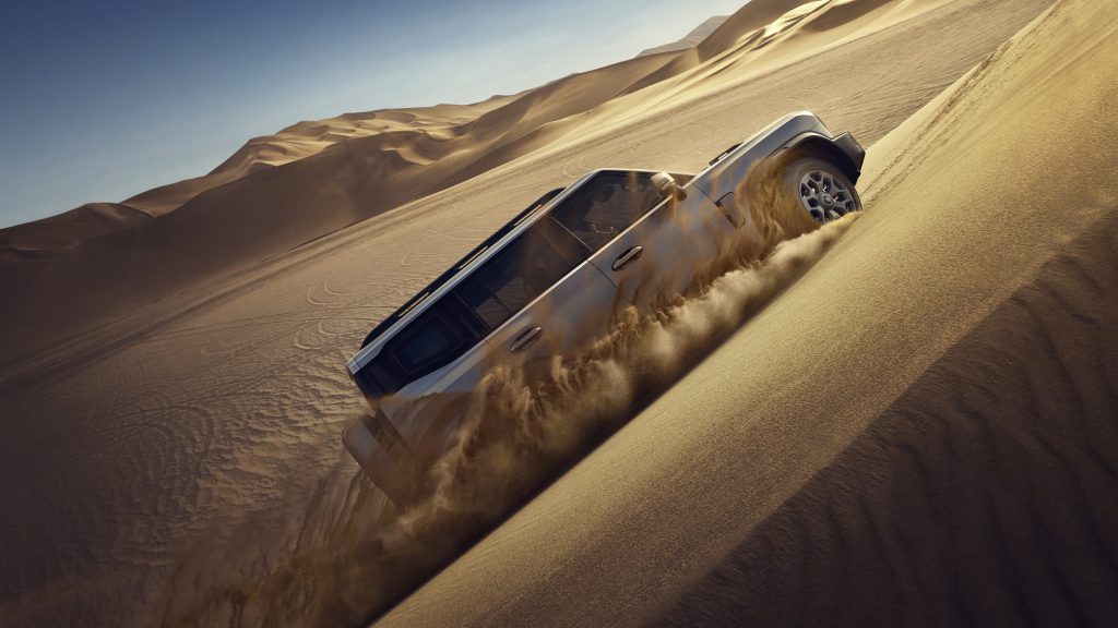 جيتور تشعل رمال ليوا الذهبية: مهرجان عالمي للعملاء والمعجبين والميديا - وتجسيد عملي لاستراتيجية Travel+ في أهم فعالية صحراوية لعام 2025