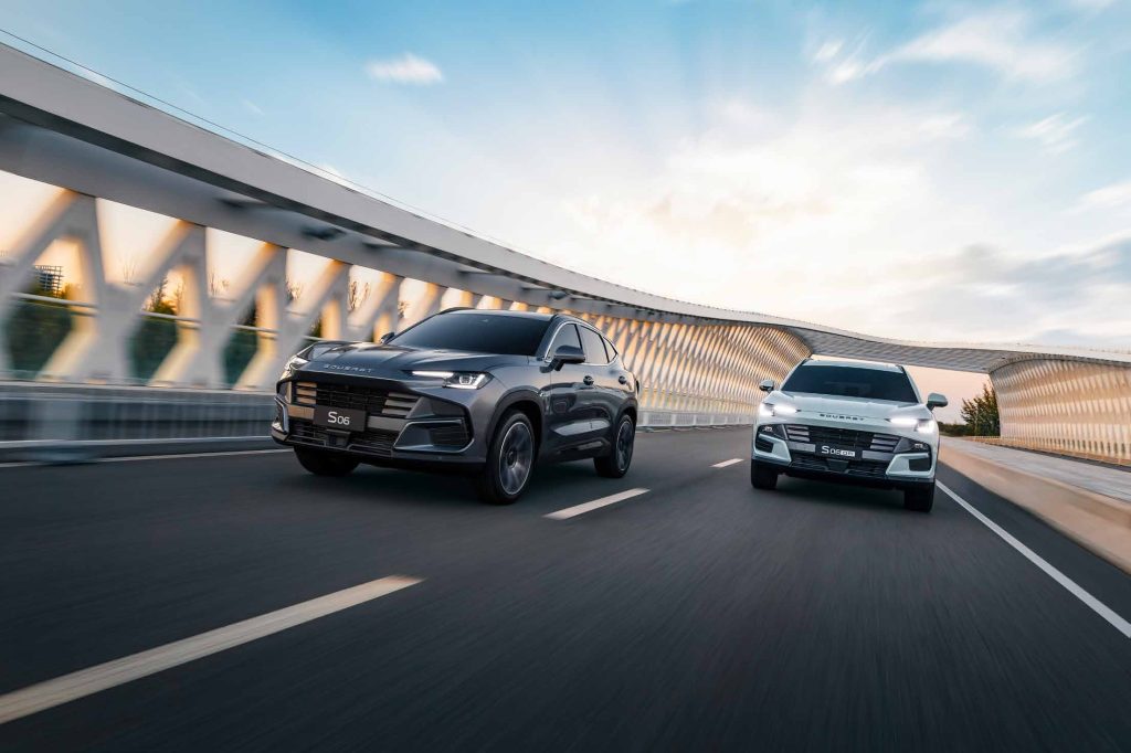 ساويست S06 تظهر في معرض الرياض للسيارات عبر وكيلها شركة سير الشرق