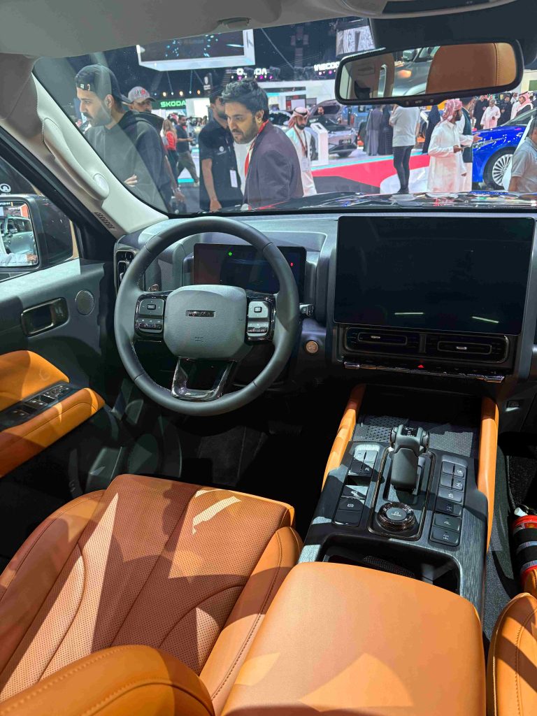 هافال H9 2026 تظهر في معرض الرياض بتجهيزات مميزة من وكيلها "توزيع وتسويق السيارات المحدودة" 13