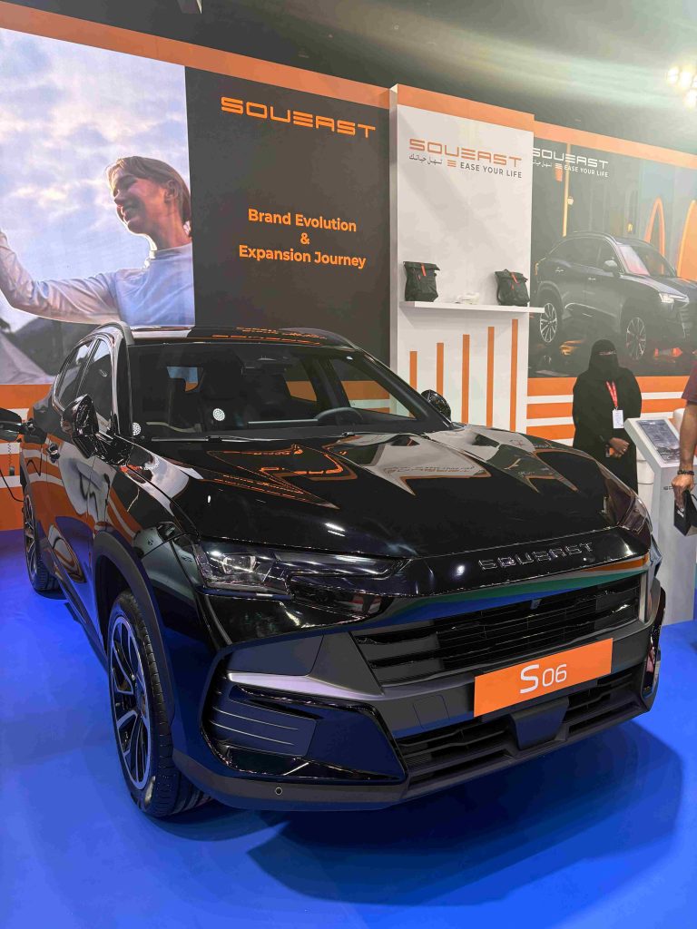 ساويست S06 تظهر في معرض الرياض للسيارات عبر وكيلها شركة سير الشرق 3