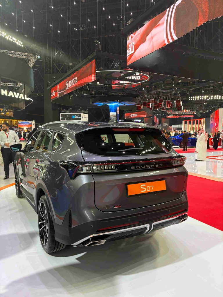 ساويست S07 تخطف الأنظار في معرض الرياض بخيارات محركات متعددة 6