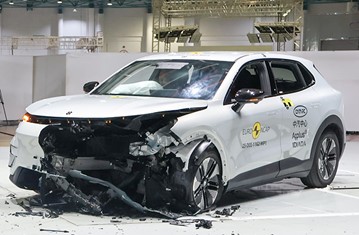 شبكة السيارات الصينية &ndash; Deepal S05 تحصل على تقييم 5 نجوم في اختبارات السلامة الأوروبية Euro NCAP