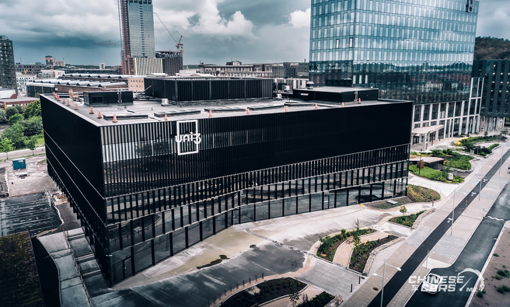 جيلي تُنهي شروط خصخصة زيكر وتُمهّد لاندماج "One Geely" الموحد استعدادًا لمرحلة توسع عالمي جديدة 7 شبكة السيارات الصينية – جيلي تُنهي شروط خصخصة زيكر وتُمهّد لاندماج "One Geely" الموحد استعدادًا لمرحلة توسع عالمي جديدة