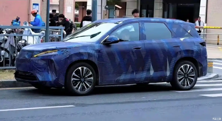 BYD تستعد لإطلاق SUV جديدة باسم Yuan MAX… هل تدخل رسميًا منطقة منافسة عائلة Song في 2026؟