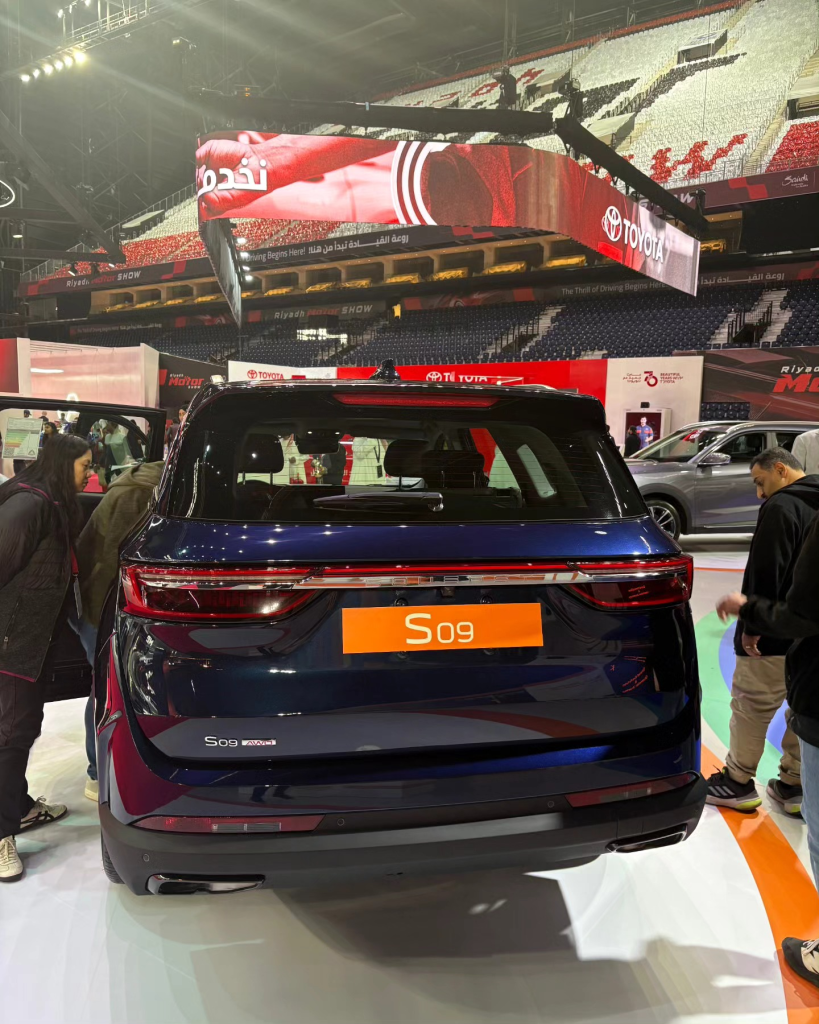 ساويست S09 تظهر رسميًا في السعودية عبر معرض الرياض للسيارات – من خلال وكيلها شركة سير الشرق 8