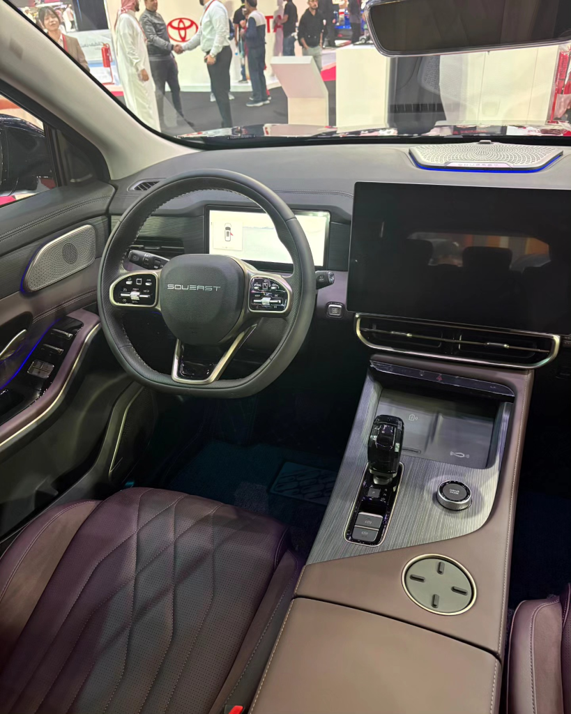 ساويست S09 تظهر رسميًا في السعودية عبر معرض الرياض للسيارات – من خلال وكيلها شركة سير الشرق 14