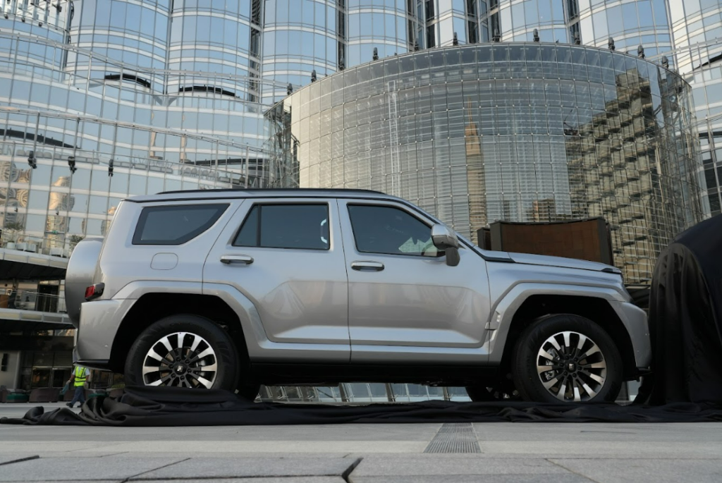 التغطية الشاملة لإطلاق تانك 700 في الشرق الأوسط والتقنيات الكاملة للهيكل والمحرك والأوف رود 7