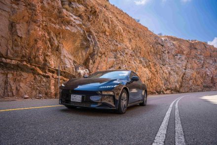 مقارنة شاملة بين دونغ فينغ 007 2026 و BYD Seal 7 2026 بالسعودية