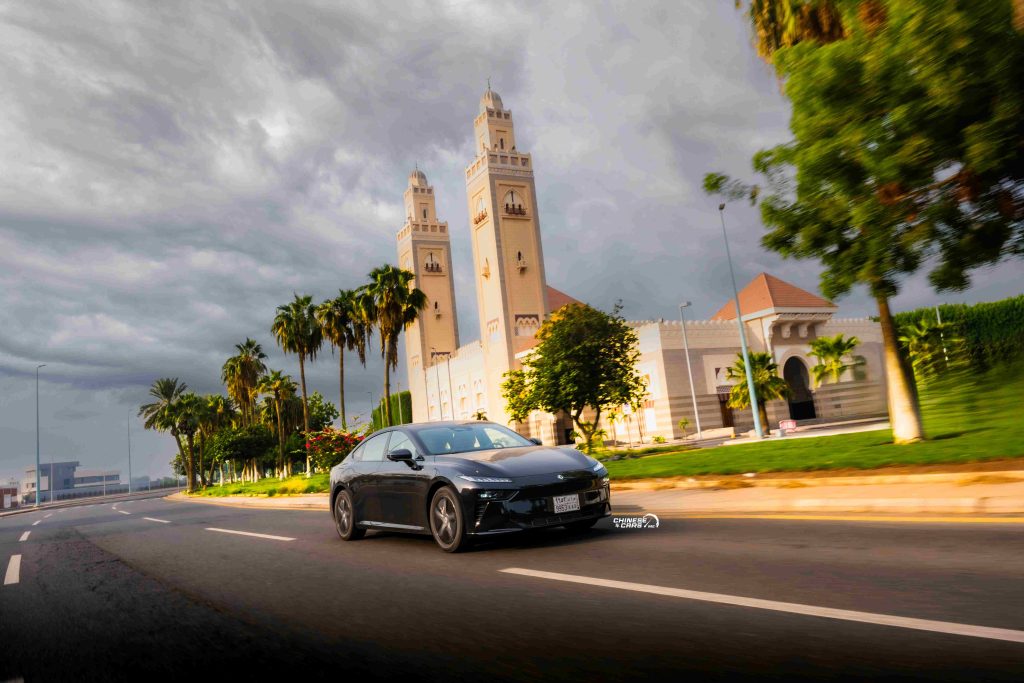 شبكة السيارات الصينية &ndash; تحالف صناعي يعيد تشكيل خريطة السيارات عالميًا: ستيلانتس تدرس إحياء شراكتها مع دونغ فينغ للإنتاج في أوروبا والصين