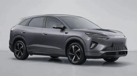 BYD تكشف ترقية قوية لسيارة Sealion 06 الكهربائية… بطارية حتى 82.732 كيلوواط ساعة ومدى يصل إلى 710 كيلومترات