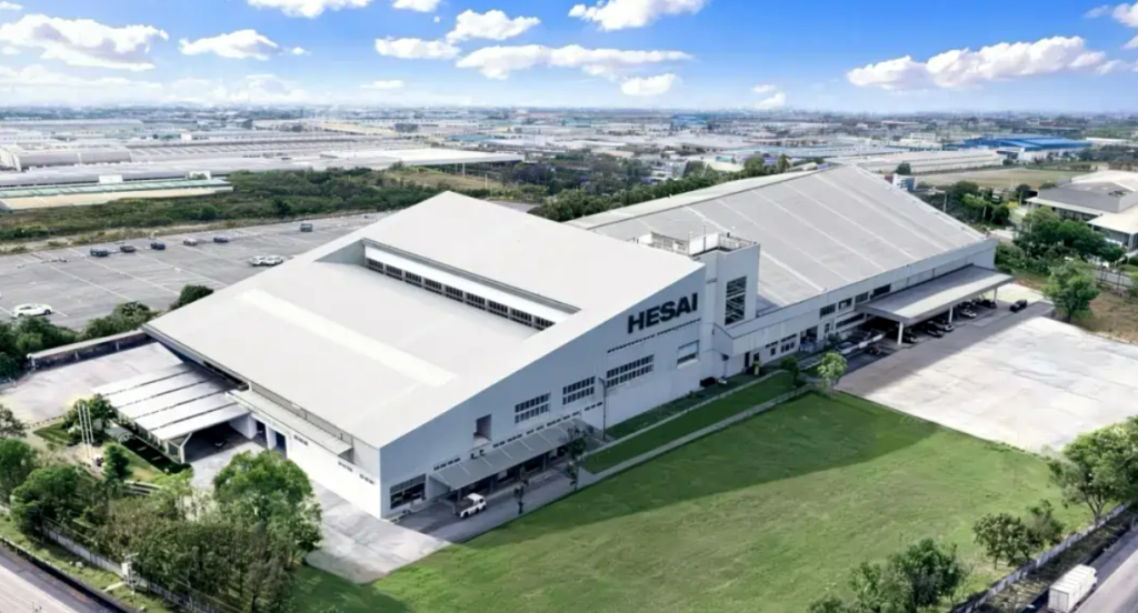 شبكة السيارات الصينية &ndash; الصين تهيمن على مشهد سيارات CES 2026: من سوبركار “كوزميرا” وNebula إلى ثورة الليدار والذكاء الاصطناعي من جيلي وGWM وHesai وBOE