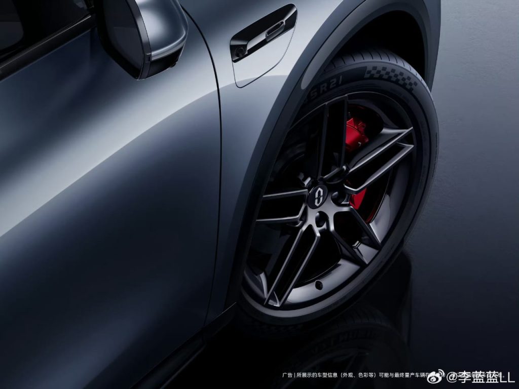 شبكة السيارات الصينية &ndash; Aito M6 الجديدة من هواوي: SUV متوسطة الحجم بنظام HarmonyOS Cockpit 5 وتقنيات قيادة ذكية ADS 4