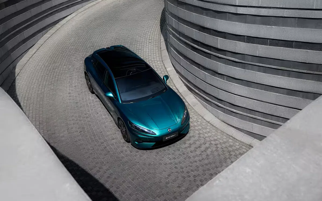 دينزا Z9 وZ9 GT ترفعان سقف السيارات الكهربائية في الصين: مدى يتجاوز 1000 كم وقوة تصل إلى 1140 حصانًا 3 شبكة السيارات الصينية – دينزا Z9 وZ9 GT ترفعان سقف السيارات الكهربائية في الصين: مدى يتجاوز 1000 كم وقوة تصل إلى 1140 حصانًا