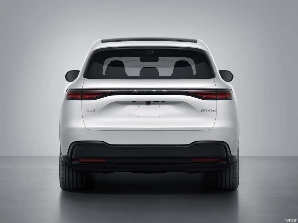 شبكة السيارات الصينية &ndash; Aito M6 الجديدة 2026: SUV عائلية ذكية بقاعدة عجلات 2950 مم وخيارين كهربائي ومدى ممتد REEV