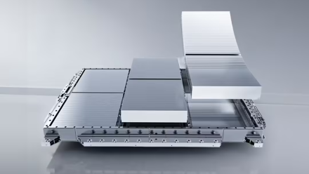 بي واي دي الظهور الأول للبطاريات الجديدة: يانغ وانغ U7 تحقق 1006 كم مدى ببطارية Blade Battery 2.0