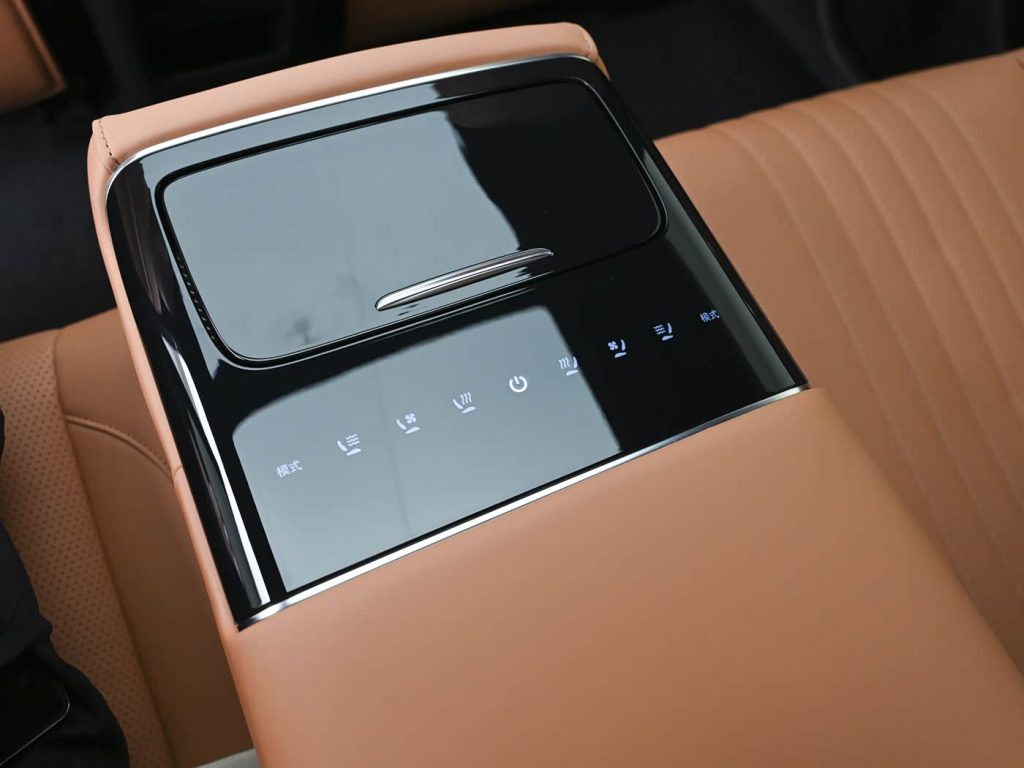 شبكة السيارات الصينية &ndash; جيلي جالاكسي ستار 7 2026: سيدان هجينة متطورة بتقنيات قيادة ذكية H3 وتسارع 5.4 ثانية واستهلاك اقتصادي مذهل