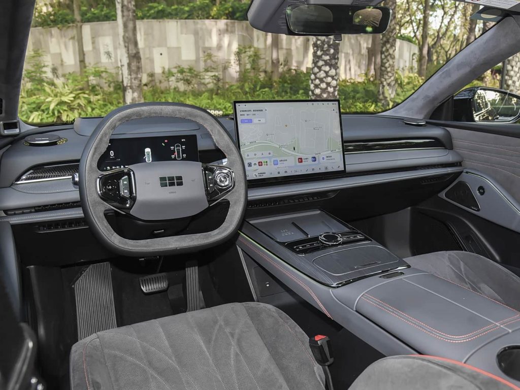 جيلي جالاكسي ستار 8 إصدار الرحلات الطويلة 2026: قفزة كبيرة في المدى 1725 كم والذكاء بفئة السيدان الهجينة 12 شبكة السيارات الصينية – جيلي جالاكسي ستار 8 إصدار الرحلات الطويلة 2026: قفزة كبيرة في المدى 1725 كم والذكاء بفئة السيدان الهجينة