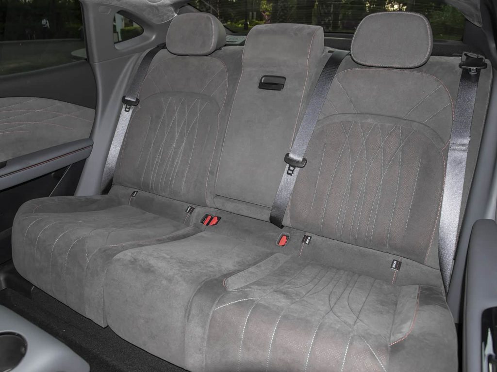 جيلي جالاكسي ستار 8 إصدار الرحلات الطويلة 2026: قفزة كبيرة في المدى 1725 كم والذكاء بفئة السيدان الهجينة 24 شبكة السيارات الصينية – جيلي جالاكسي ستار 8 إصدار الرحلات الطويلة 2026: قفزة كبيرة في المدى 1725 كم والذكاء بفئة السيدان الهجينة