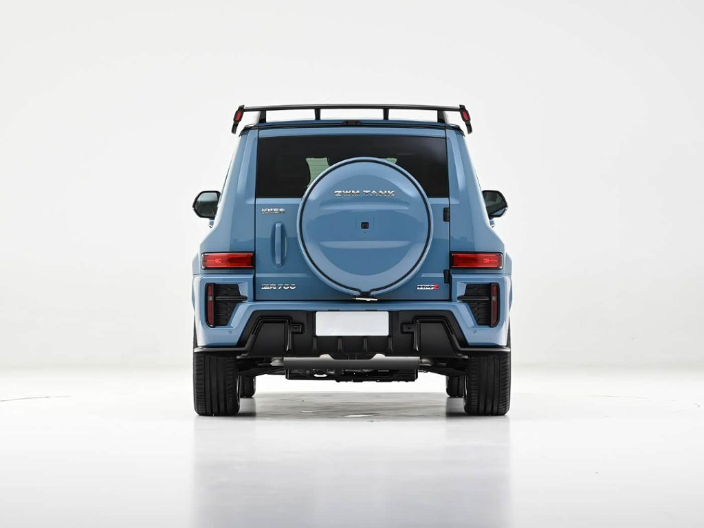 شبكة السيارات الصينية &ndash; تانك 700 الجديدة 2026 تعيد رسم معادلة الفخامة وقدرات الطرق الوعرة - فئتين Hi4-Z و Hi4-T بقوة تصل إلى 864 حصان وعزم 1195 نيوتن متر ومدى 1191 كم