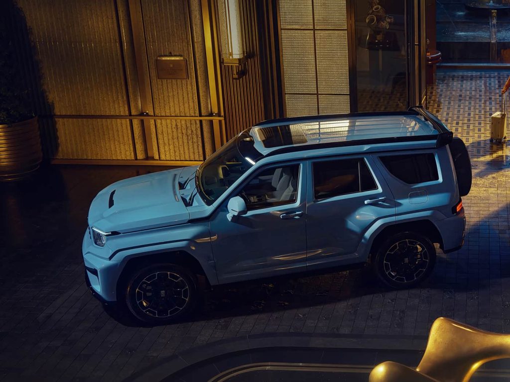 شبكة السيارات الصينية &ndash; GWM تكشف المقصورة الفاخرة لسيارة تانك 700 Hi4-Z الجديدة بقوة 958 حصان ومدى كهربائي 190 كم - فخامة على الطرق الوعرة