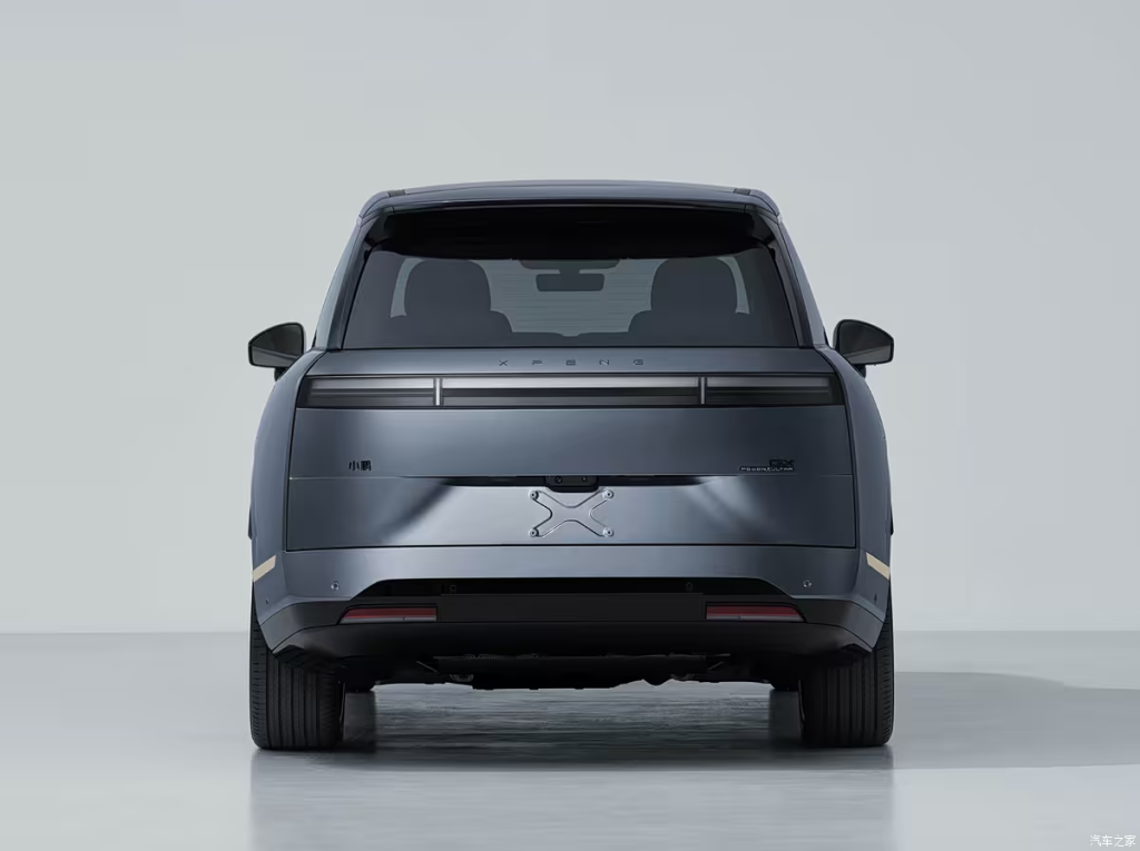 شبكة السيارات الصينية &ndash; Xpeng GX تكشف عن نفسها: SUV ثلاثية الصفوف بحجم رينج روفر ومدى يصل إلى 750 كم تمثل أخطر تحول في تاريخ الشركة