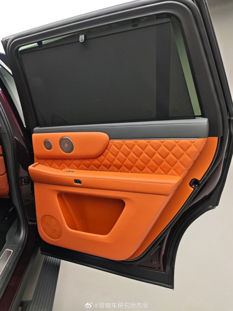 شبكة السيارات الصينية &ndash; Wey V9X الجديدة تظهر لأول مرة: فاخرة بتوجيه خلفي نشط وتعليق هوائي مزدوج مع منصة هجينة متطورة بمدى كهربائي يتجاوز 400 كم