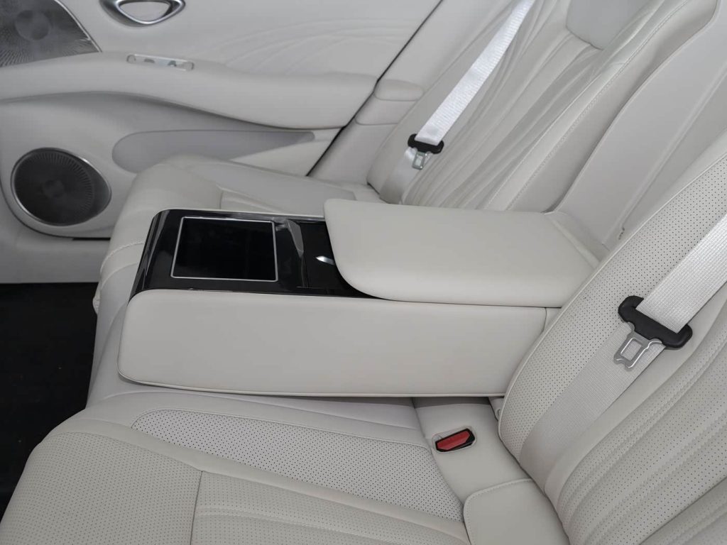 شبكة السيارات الصينية &ndash; بي واي دي سيل 08 2026 تظهر لأول مرة: سيدان كوبيه فاخرة بمدى كهربائي يصل إلى 300 كم وتقنيات 800V… هل تعيد رسم ملامح المنافسة في هذه الفئة؟